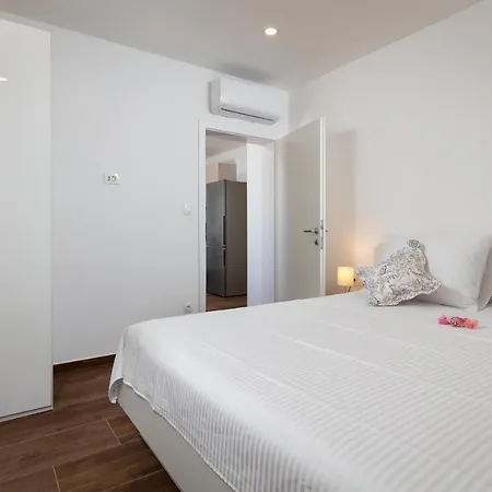 Baka Apartment