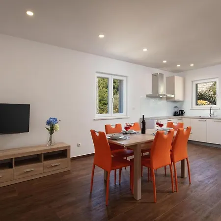 Baka Apartament *