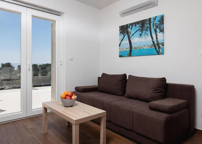 Baka Апартаменты Selca (Brac)